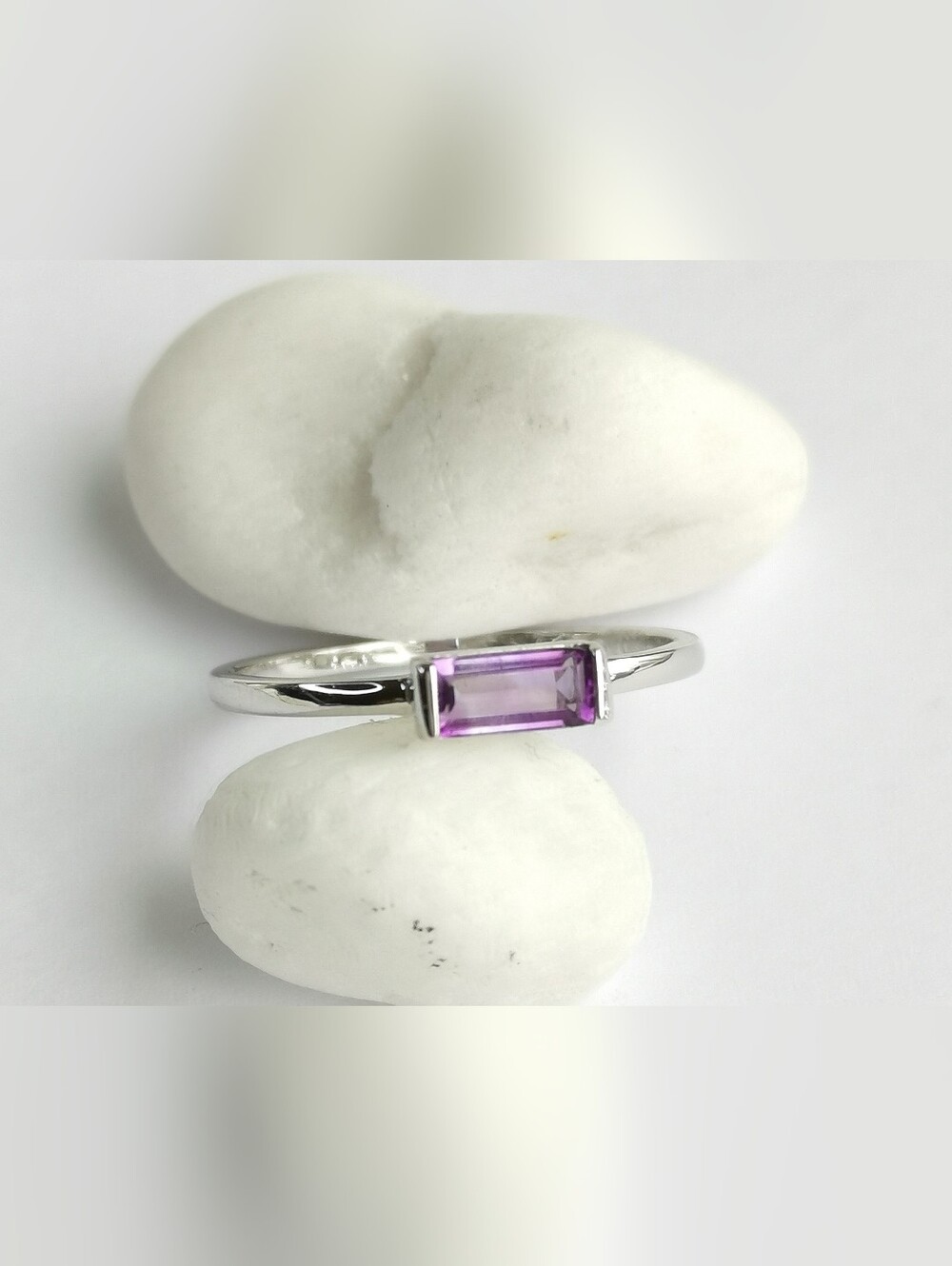 Amethyst  Ring Sterling Silver Size 6 Stacking 🆕